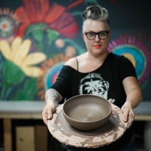 Meet your Posher, Posh